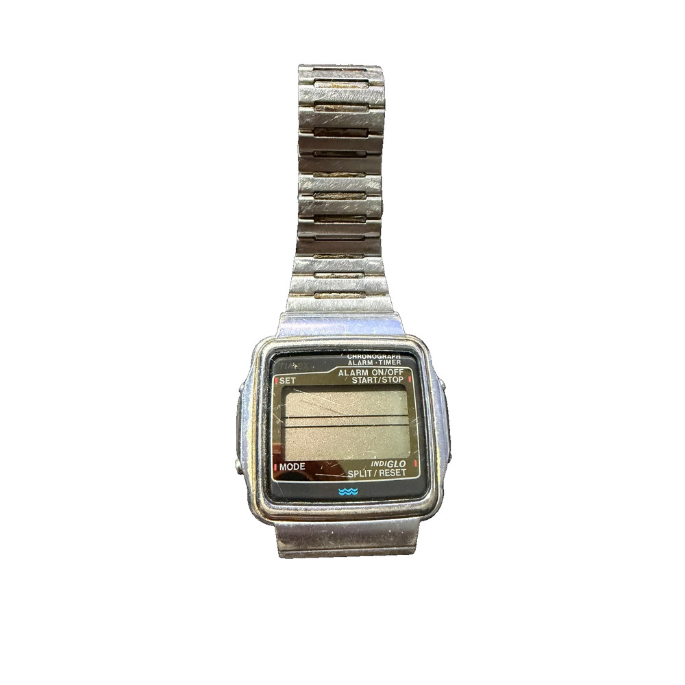 Vintage Timex Indiglo Digital Watch Silver Tone Bracelet Alarm Chronograph